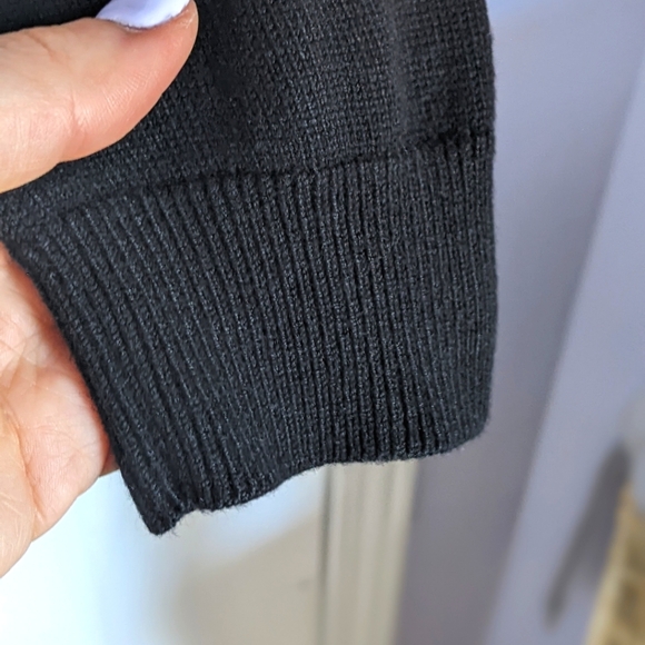 Comfy Black Sweater/Tee - Simons - Picture 7 of 7